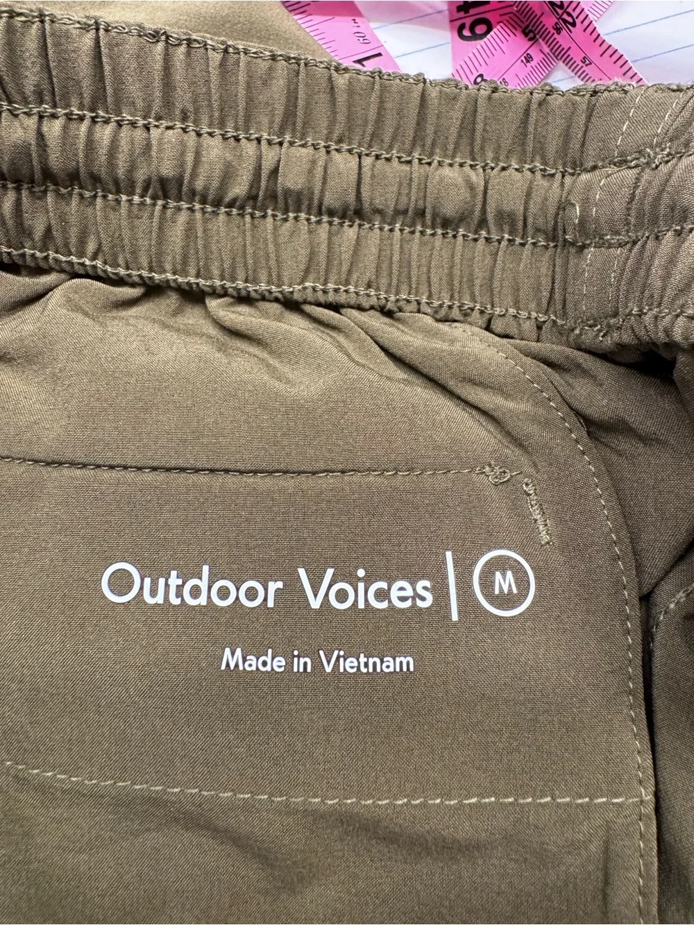 Outdoor Voices Zephyr RecPoly 26” Pant in Dark Olive Green Sz M